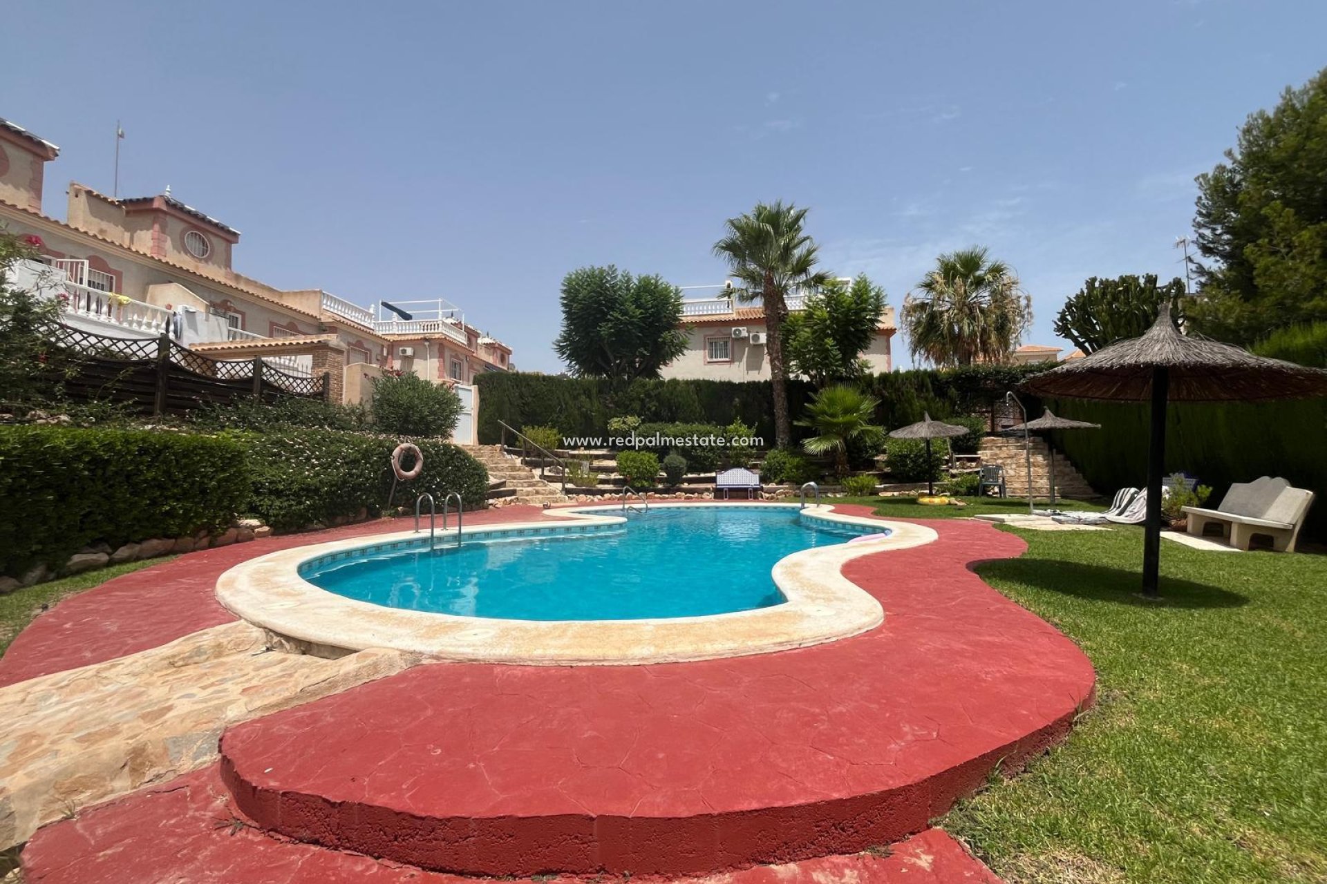 Återförsäljning - Bungalow -
Orihuela Costa - Punta Prima