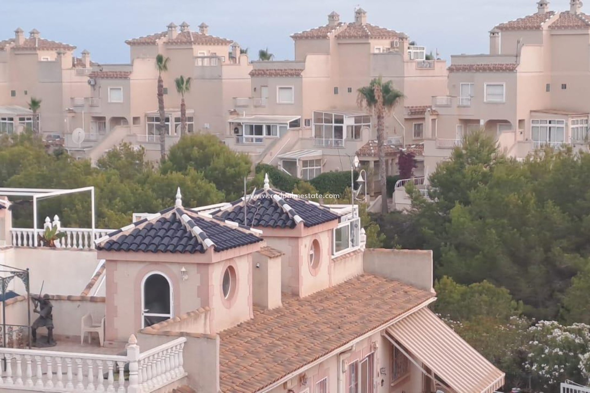 Återförsäljning - Bungalow -
Orihuela Costa - Punta Prima