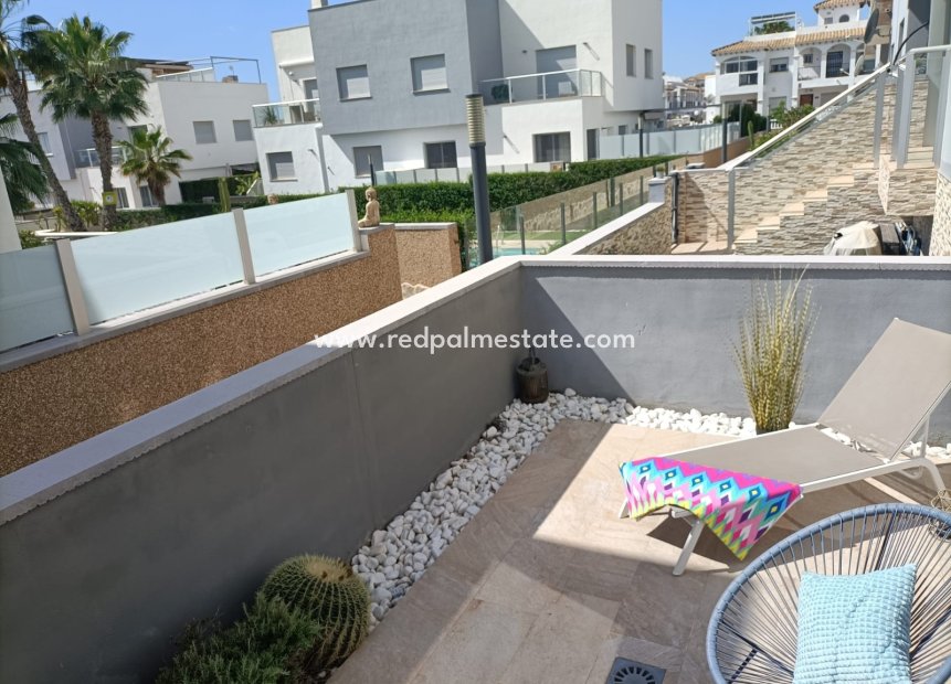 Återförsäljning - Bungalow -
Orihuela Costa - Punta prima