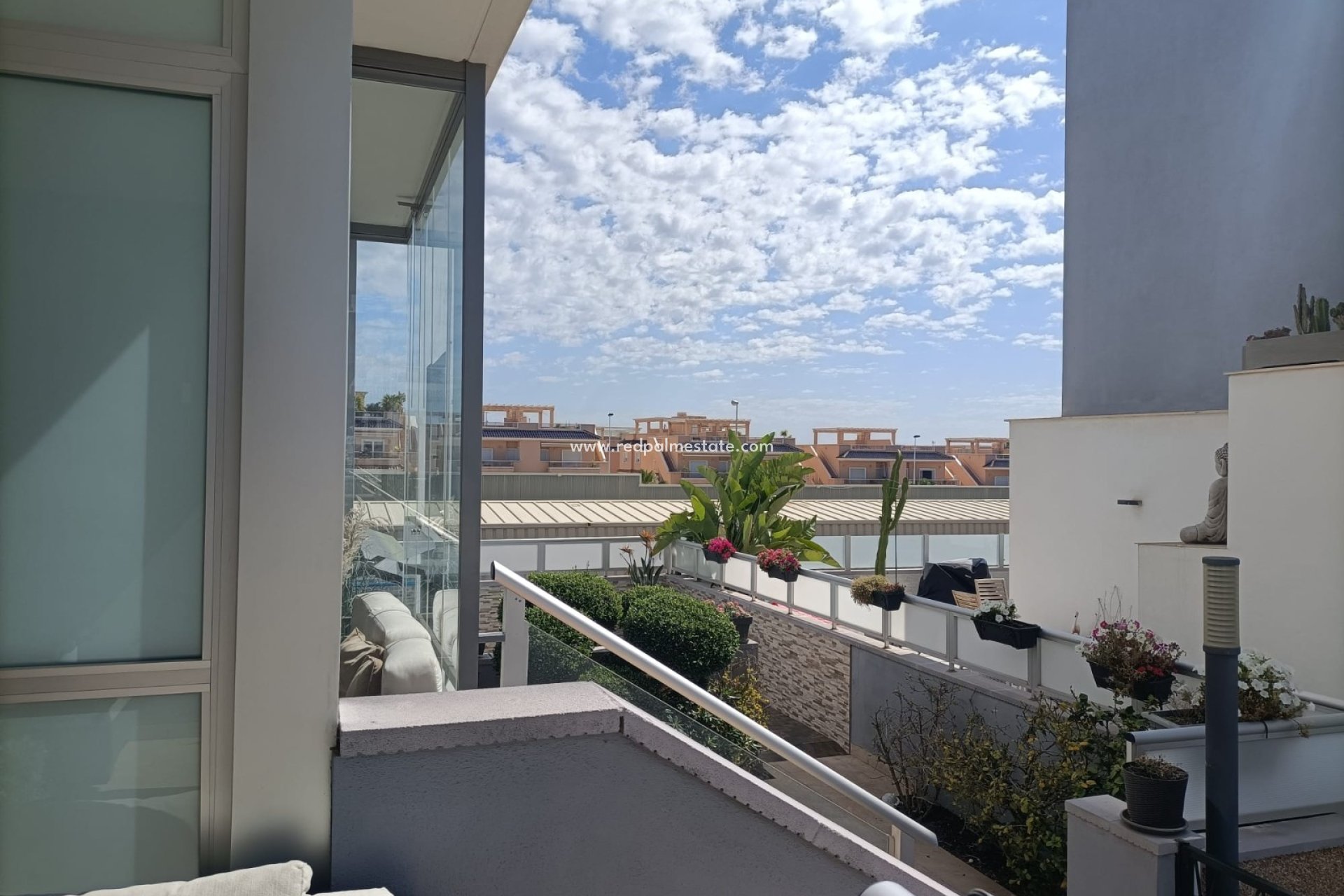 Återförsäljning - Bungalow -
Orihuela Costa - Punta prima