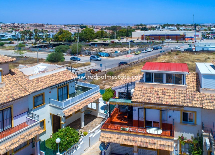 Återförsäljning - Bungalow -
Orihuela Costa - Punta prima