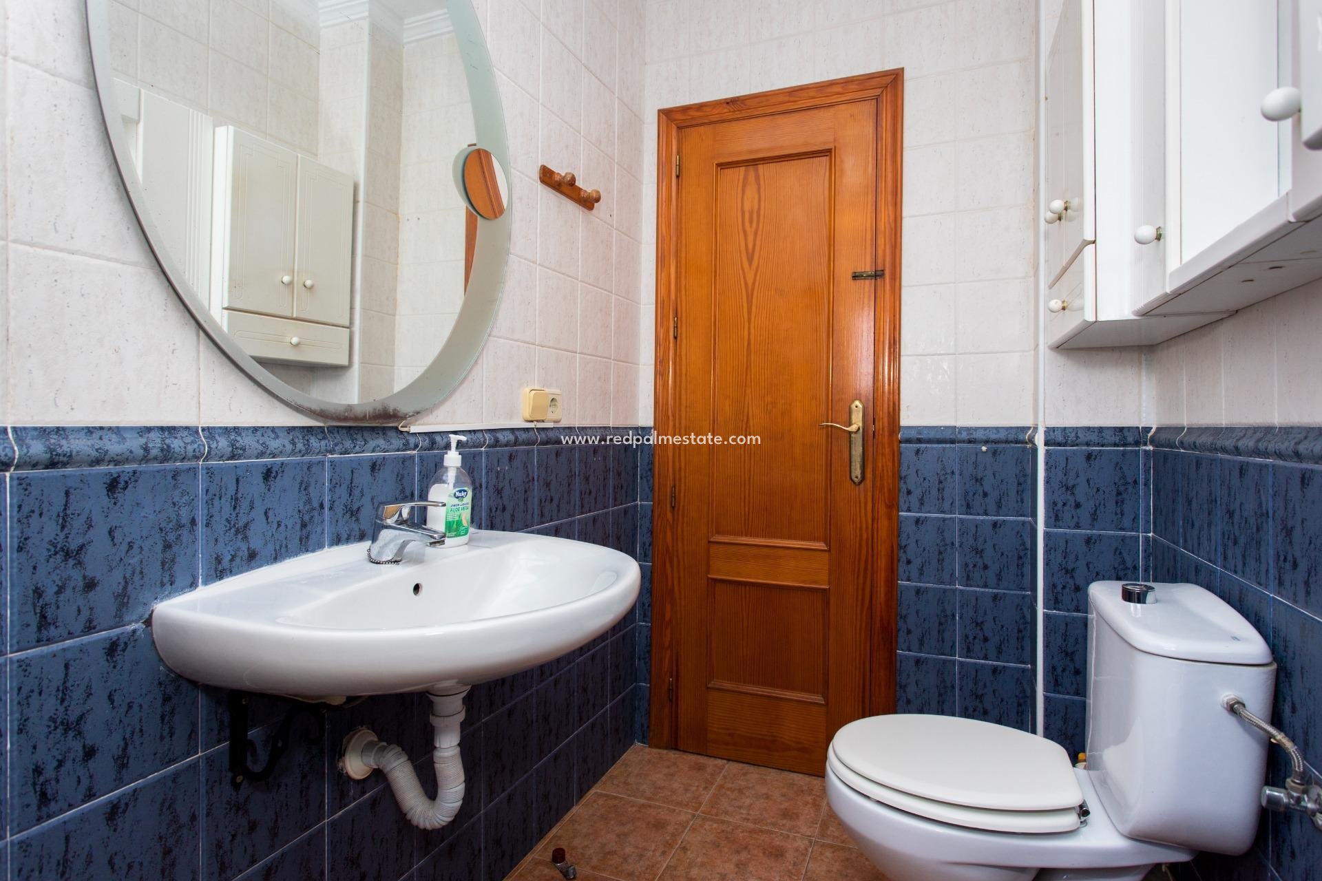 Återförsäljning - Bungalow -
Orihuela Costa - Punta prima