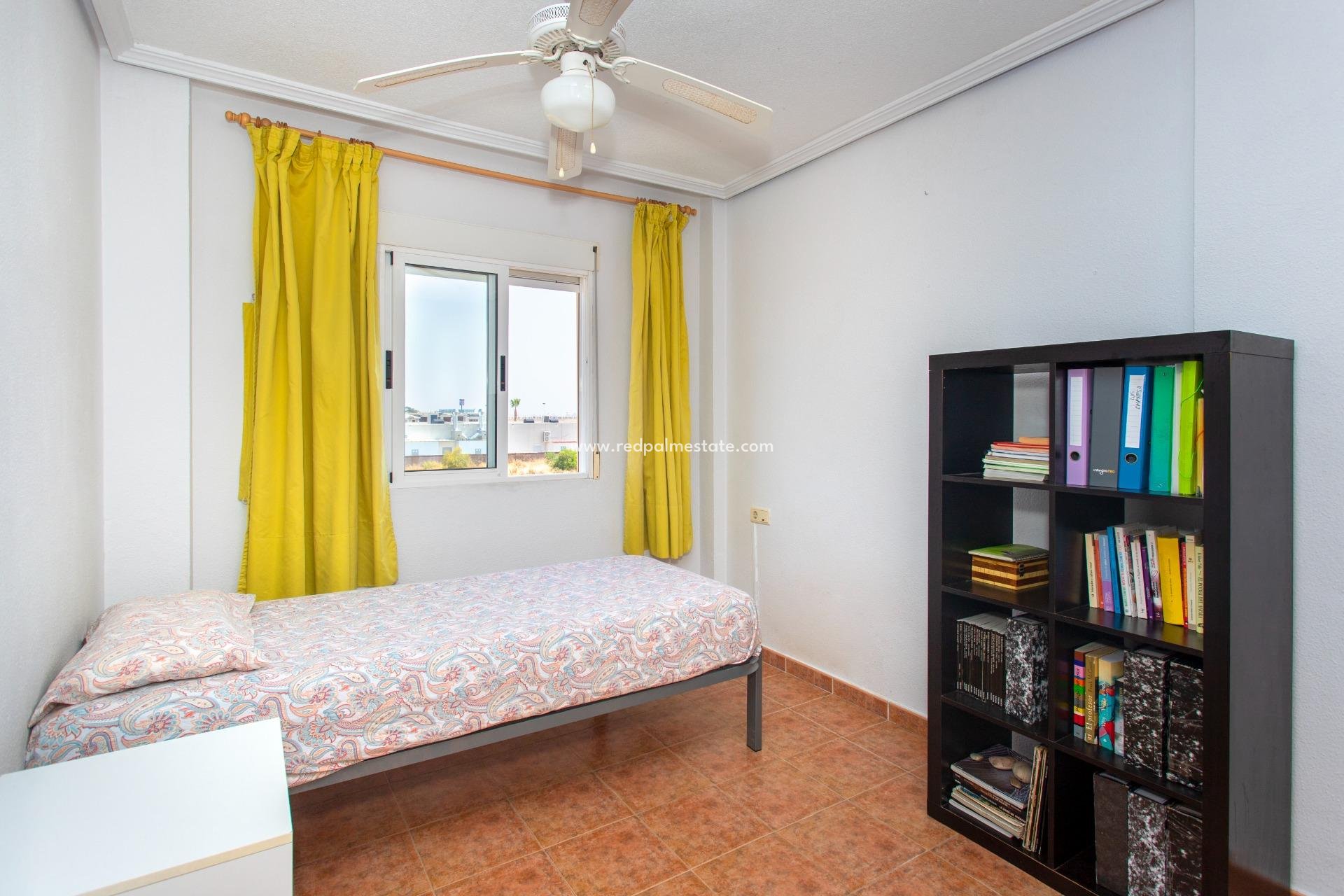 Återförsäljning - Bungalow -
Orihuela Costa - Punta prima