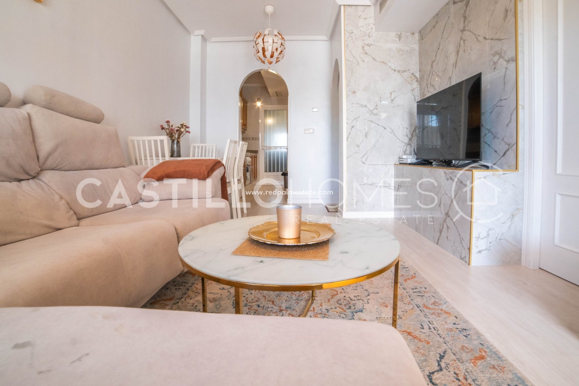 Återförsäljning - Bungalow -
Orihuela Costa - Punta prima