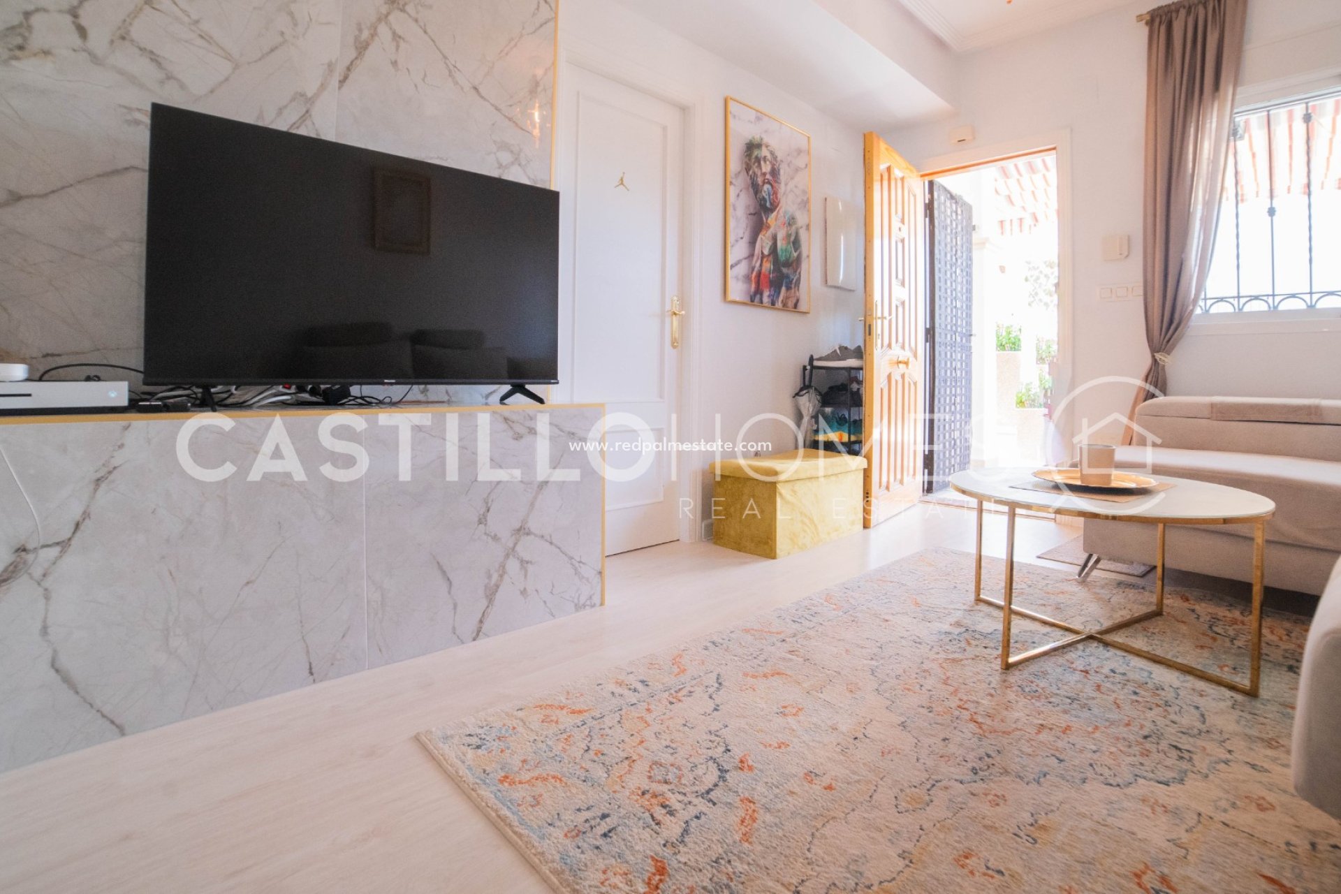 Återförsäljning - Bungalow -
Orihuela Costa - Punta prima