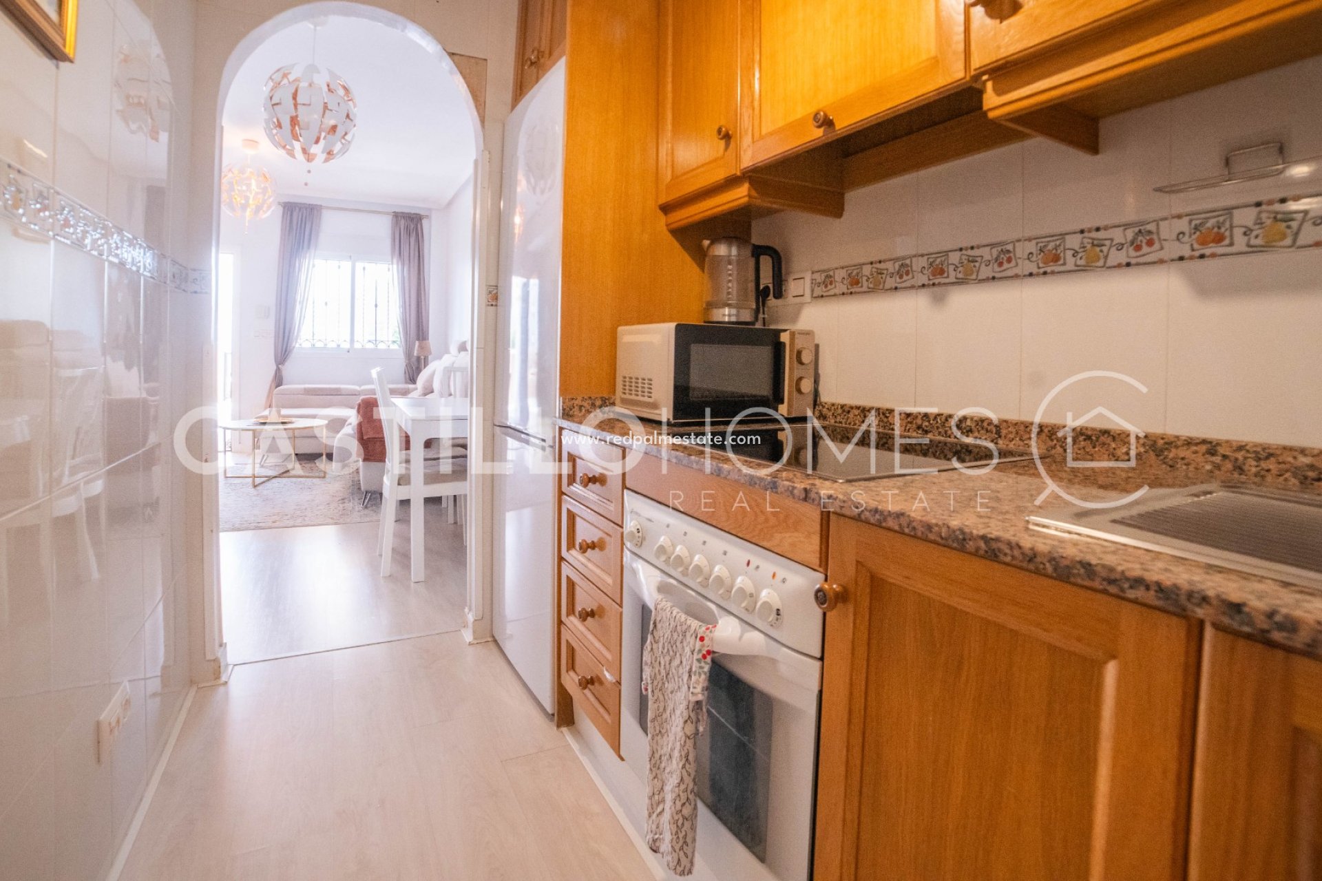 Återförsäljning - Bungalow -
Orihuela Costa - Punta prima