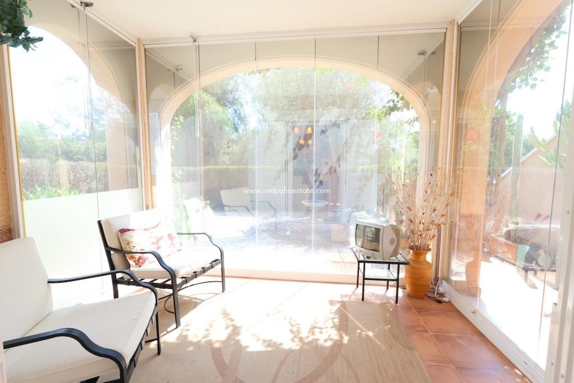 Återförsäljning - Bungalow -
Orihuela Costa - Punta prima