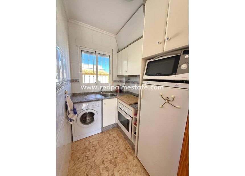 Återförsäljning - Bungalow -
Orihuela Costa - Rocio Del Mar