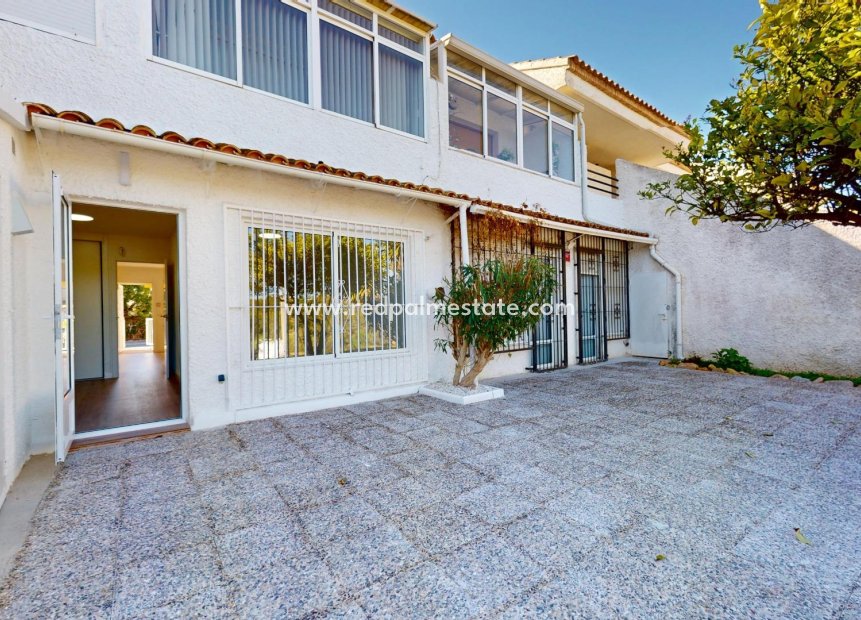 Återförsäljning - Bungalow -
Orihuela Costa - Villamartín