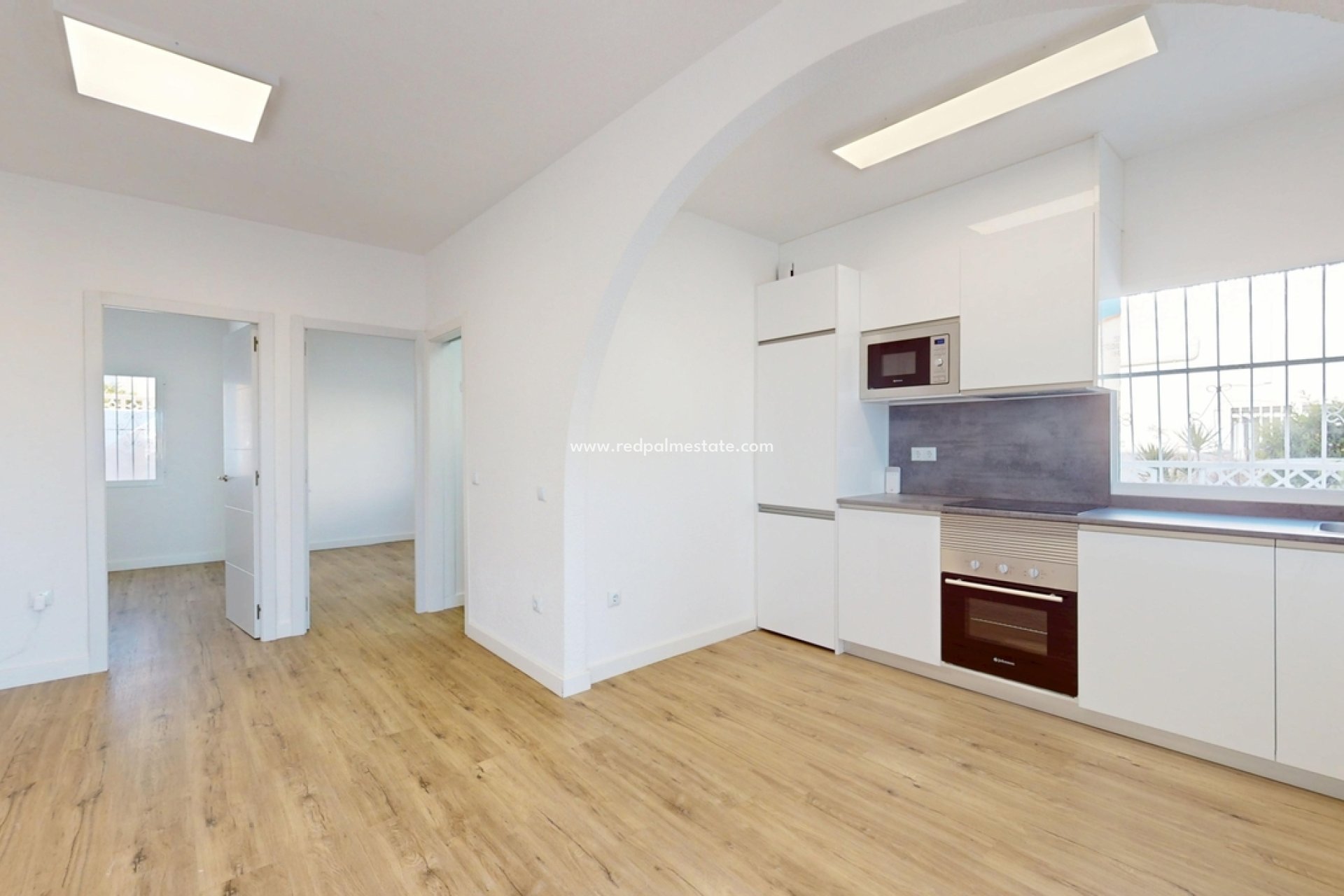 Återförsäljning - Bungalow -
Orihuela Costa - Villamartín