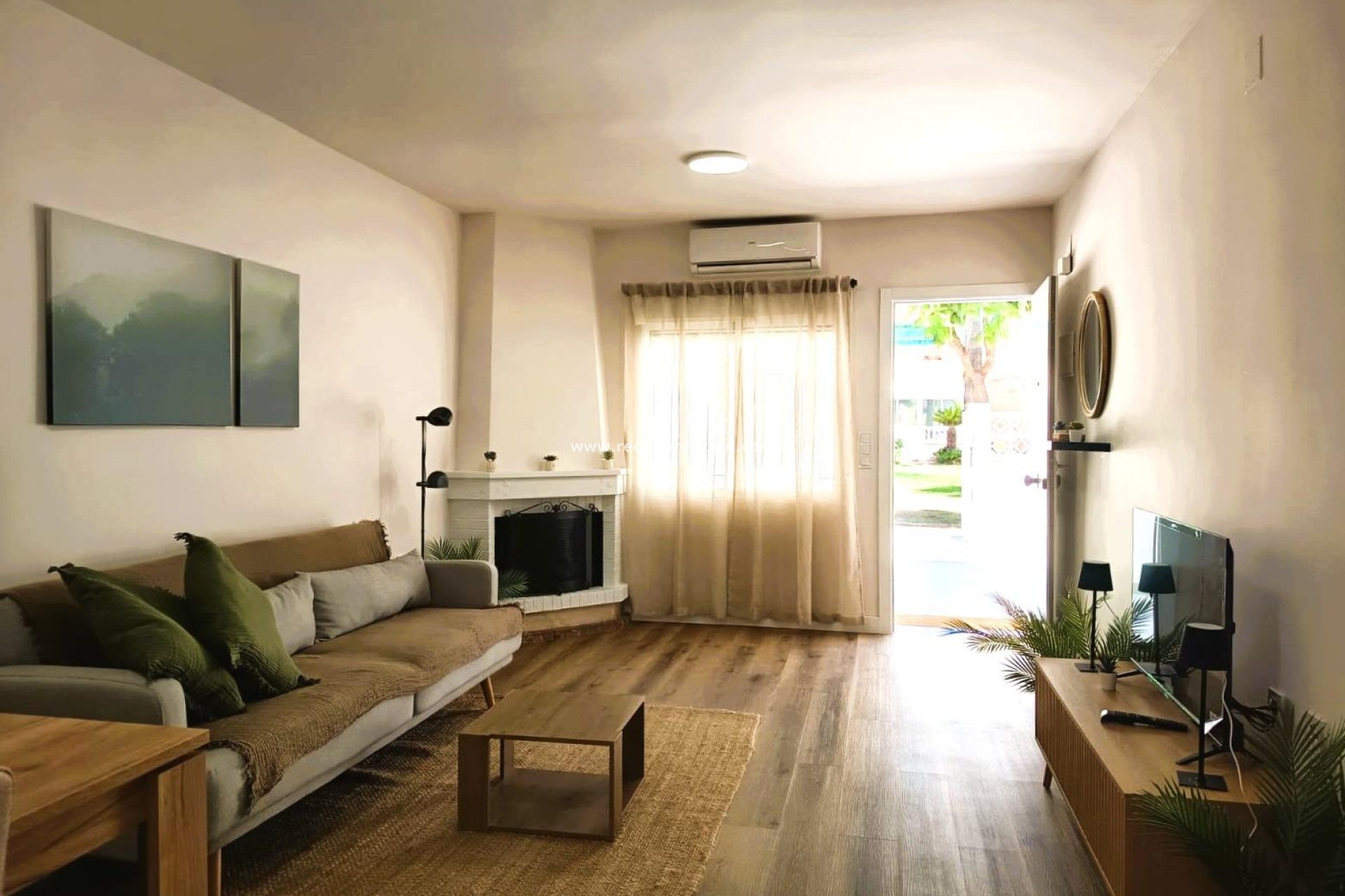 Återförsäljning - Bungalow -
Orihuela Costa