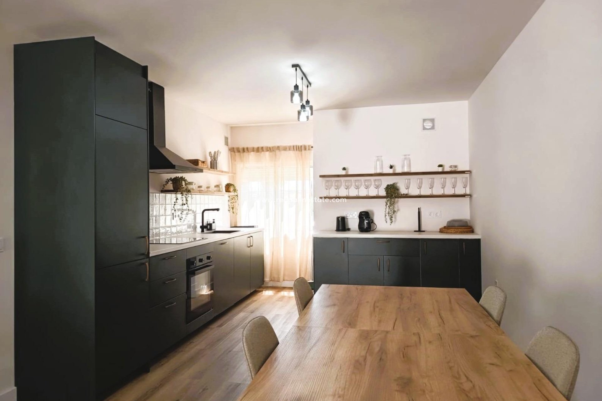 Återförsäljning - Bungalow -
Orihuela Costa