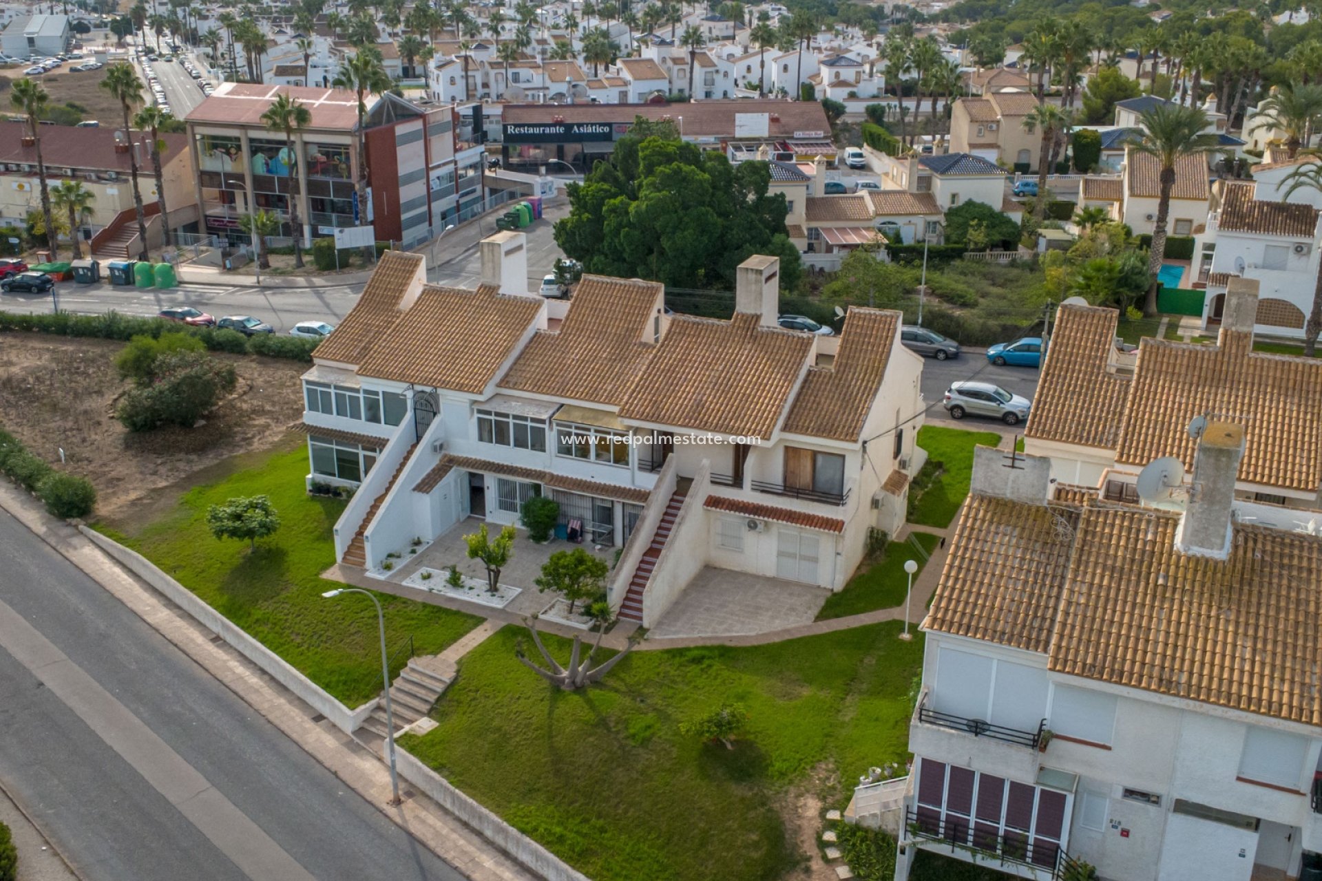 Återförsäljning - Bungalow -
Orihuela - Inland