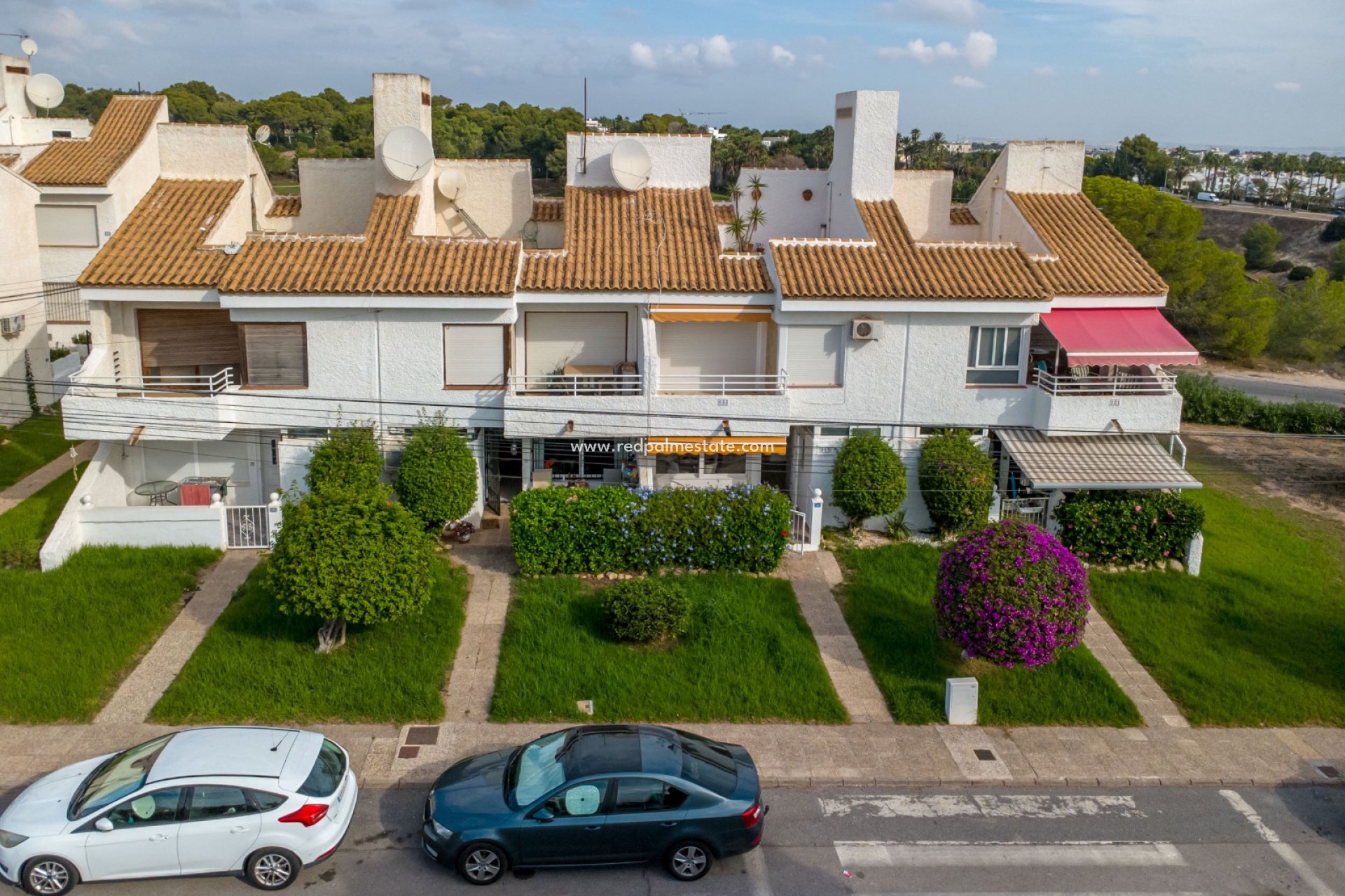 Återförsäljning - Bungalow -
Orihuela - Inland