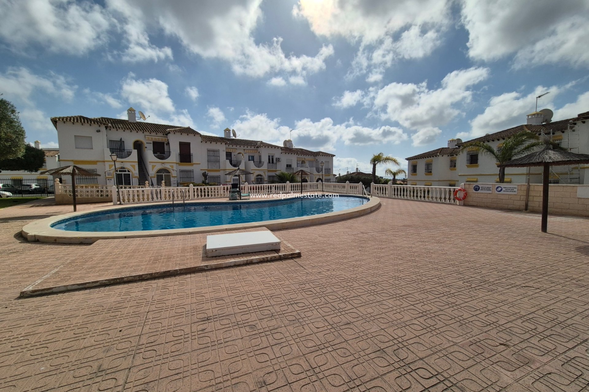 Återförsäljning - Bungalow -
San Miguel de Salinas - Inland