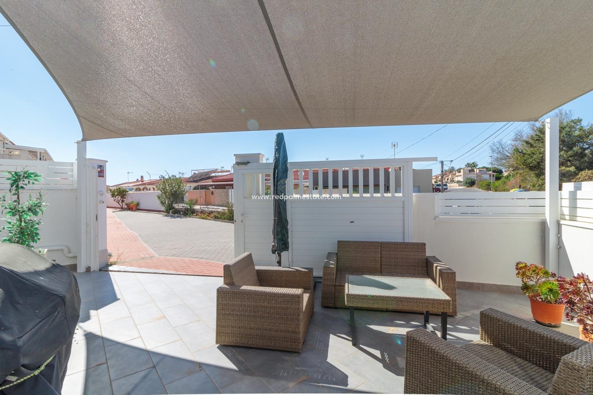 Återförsäljning - Bungalow -
Torrevieja - Aguas Nueva