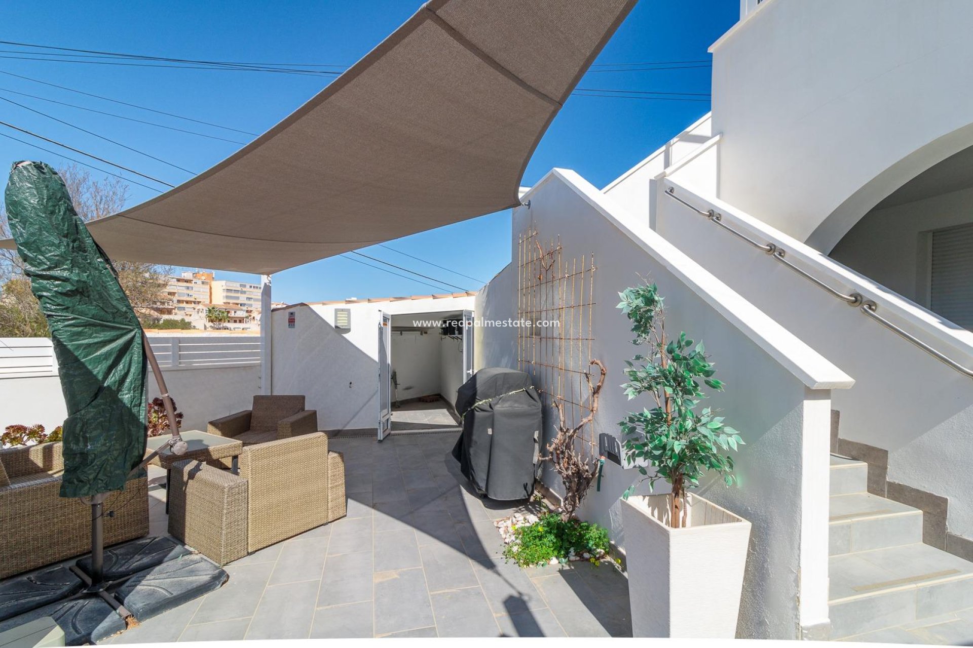 Återförsäljning - Bungalow -
Torrevieja - Aguas Nueva