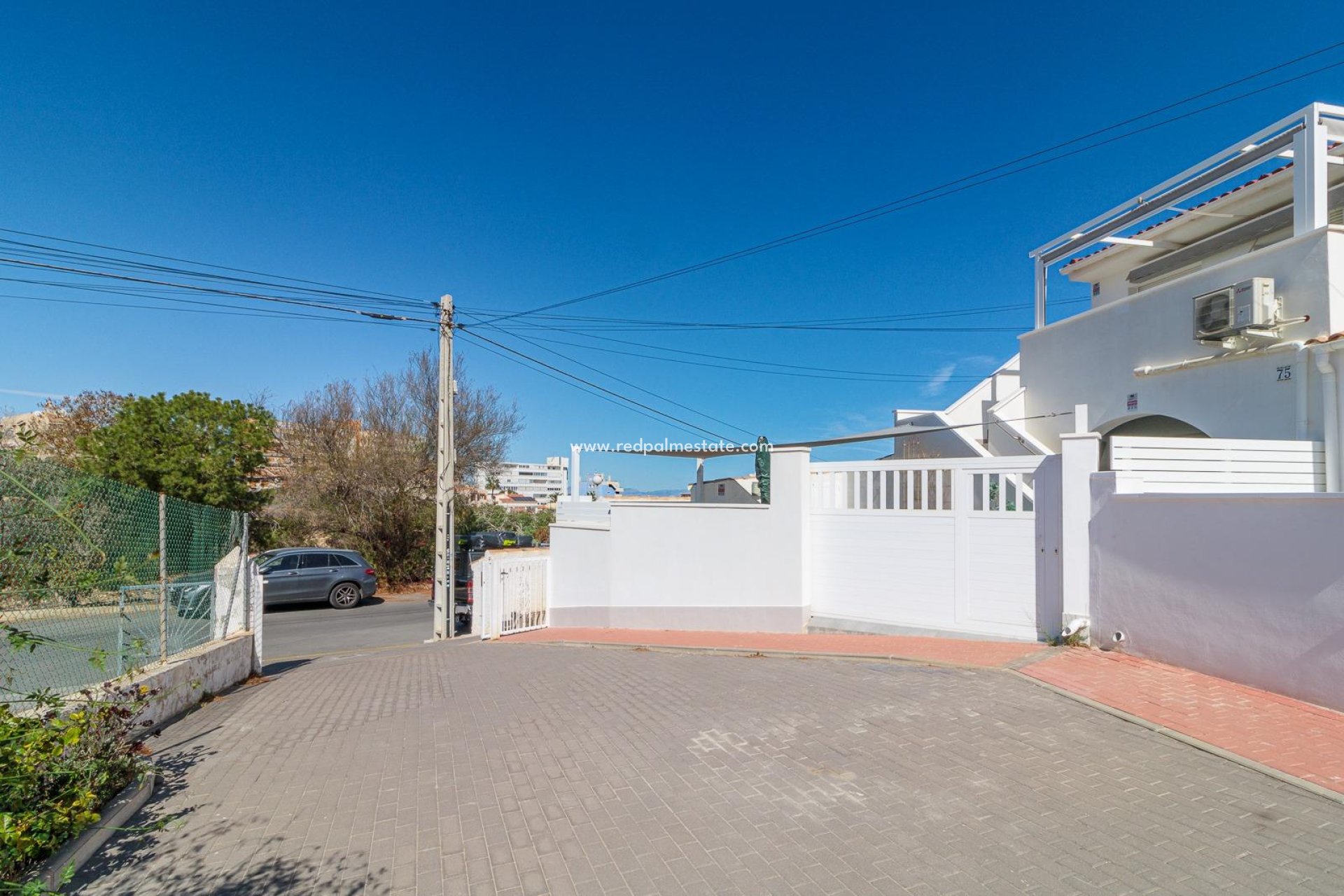 Återförsäljning - Bungalow -
Torrevieja - Aguas Nueva