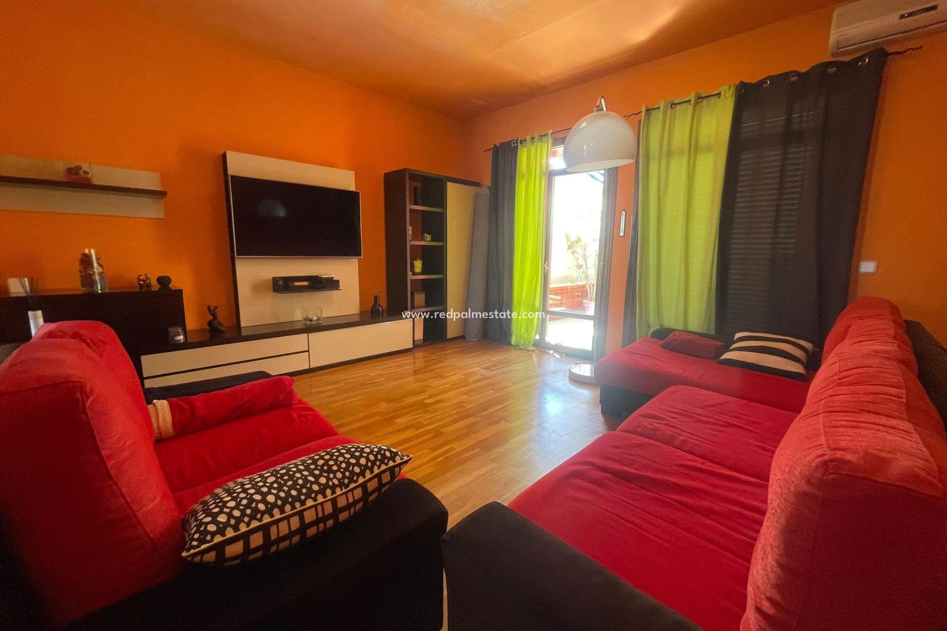 Återförsäljning - Bungalow -
Torrevieja - Aguas Nueva