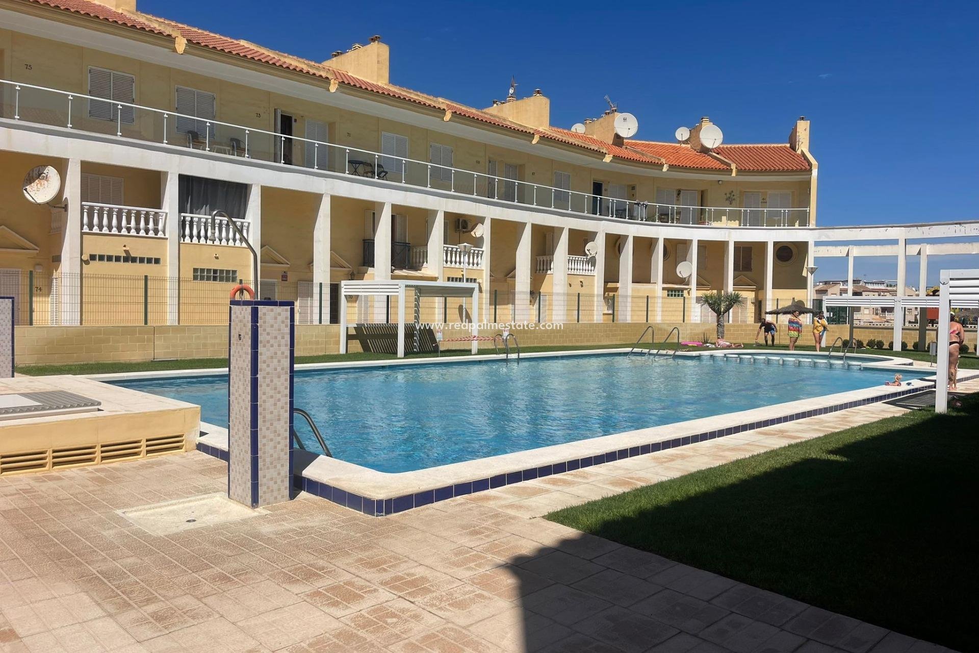 Återförsäljning - Bungalow -
Torrevieja - Aguas Nueva