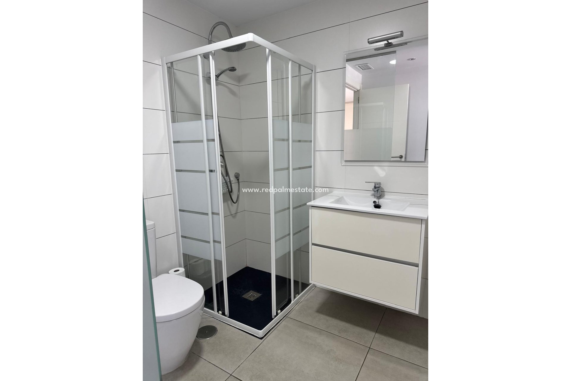 Återförsäljning - Bungalow -
Torrevieja - Aguas Nueva