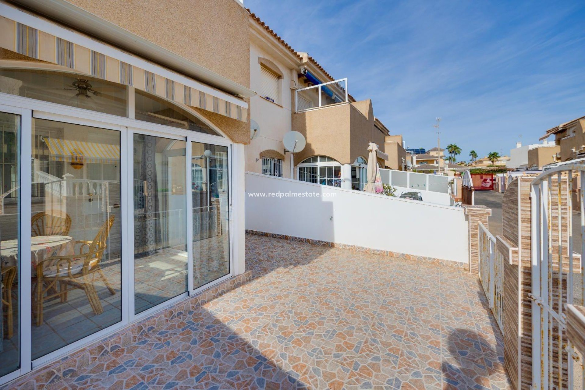 Återförsäljning - Bungalow -
Torrevieja - Aguas Nueva