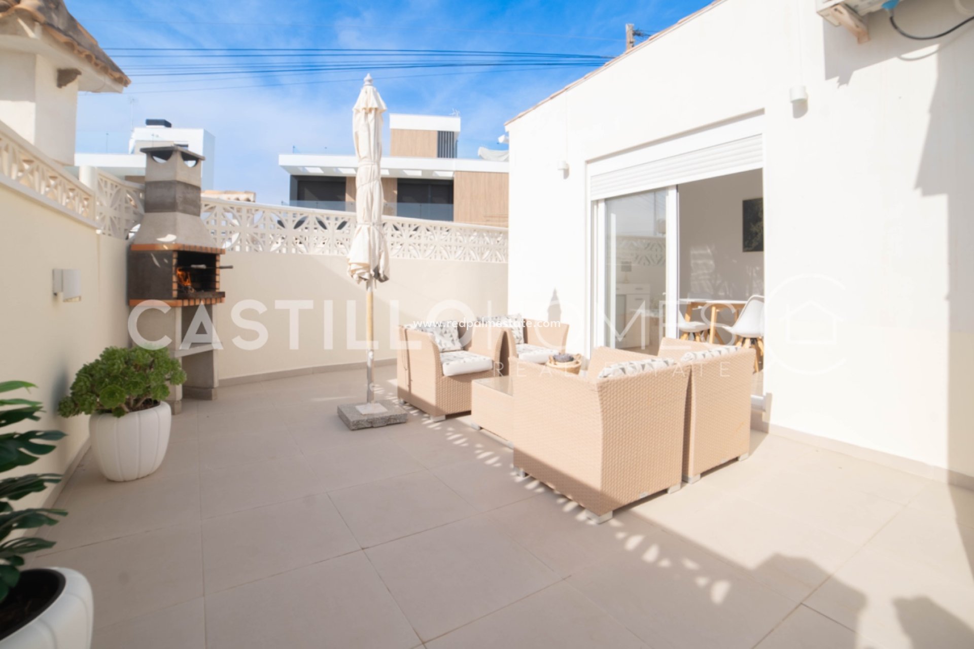 Återförsäljning - Bungalow -
Torrevieja - Aguas Nueva