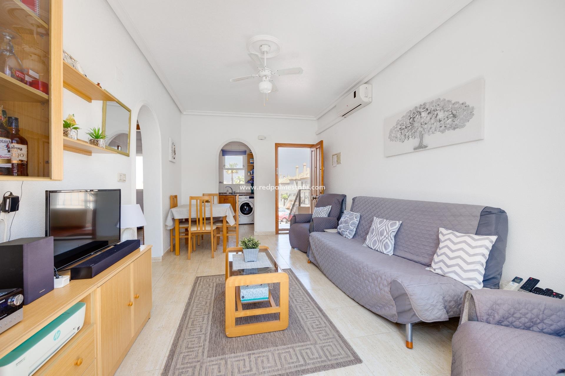 Återförsäljning - Bungalow -
Torrevieja - Aguas Nueva