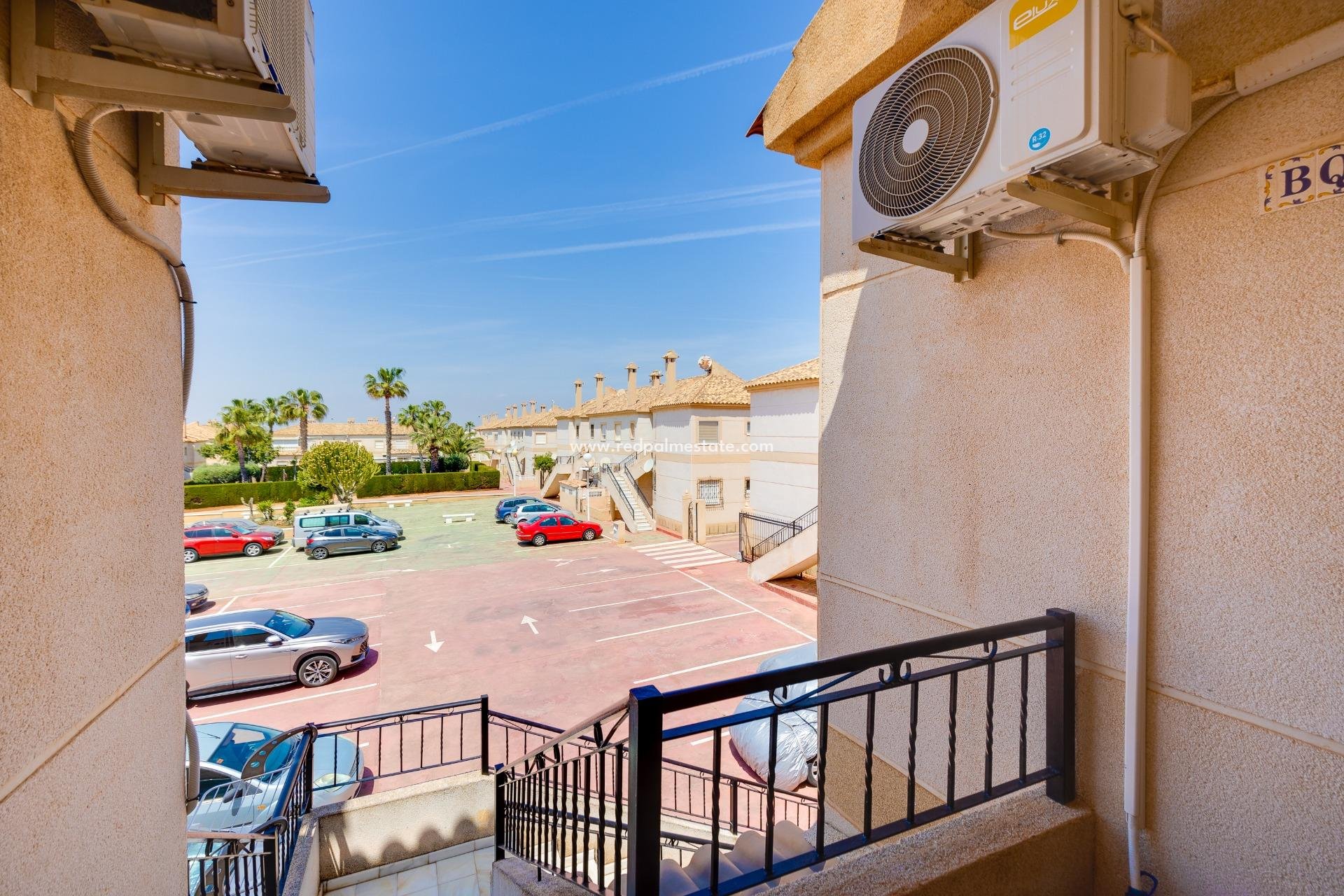 Återförsäljning - Bungalow -
Torrevieja - Aguas Nueva