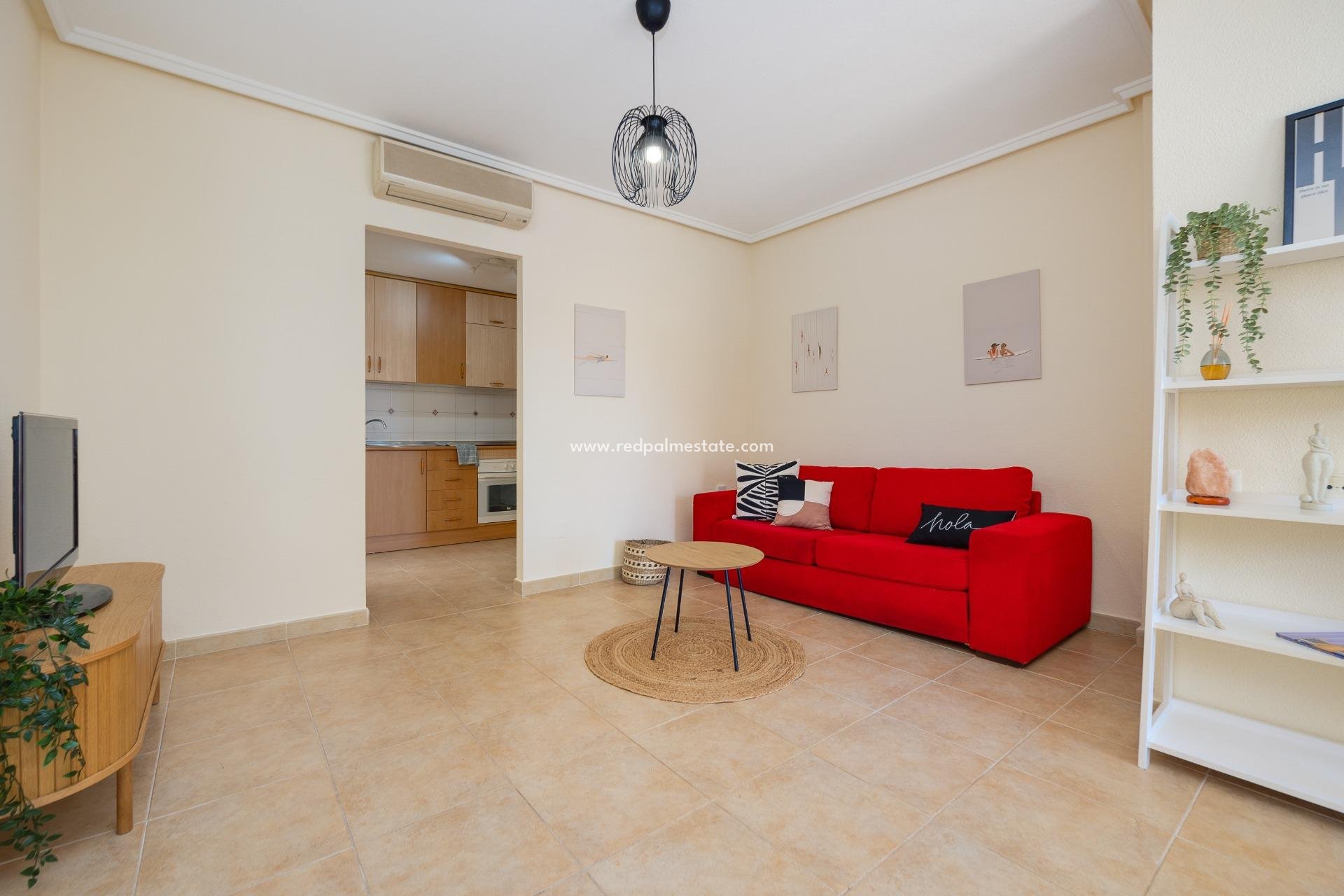 Återförsäljning - Bungalow -
Torrevieja - Aguas Nueva