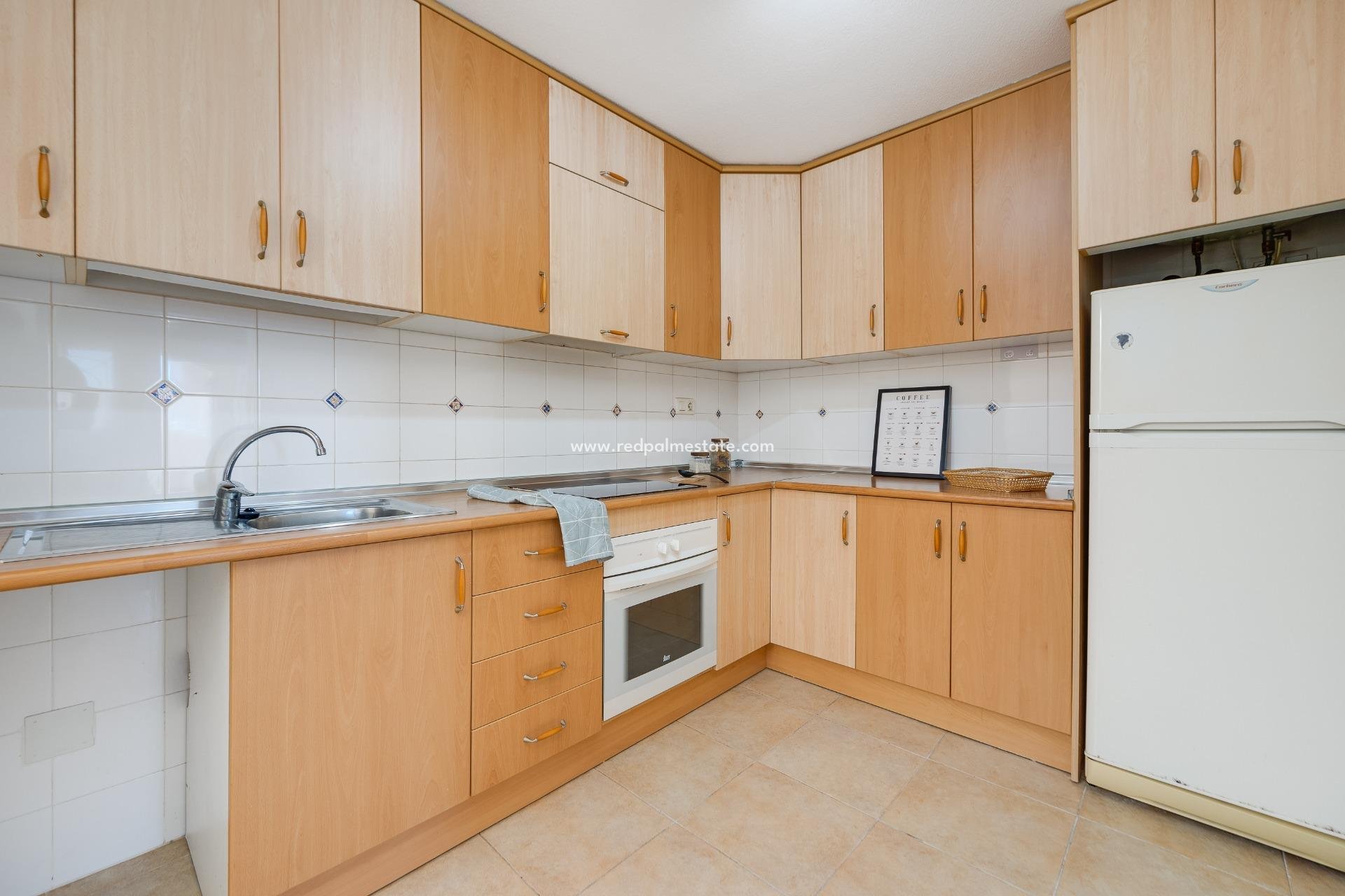 Återförsäljning - Bungalow -
Torrevieja - Aguas Nueva