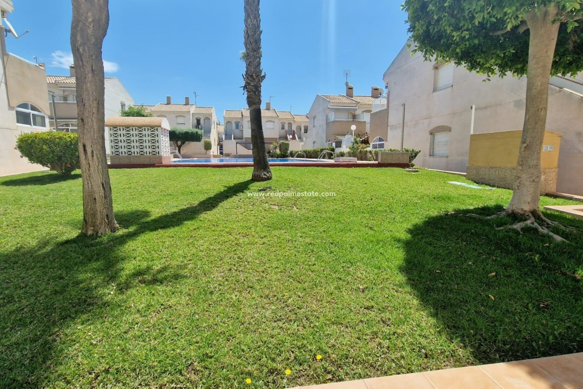 Återförsäljning - Bungalow -
Torrevieja - Aguas nuevas 1