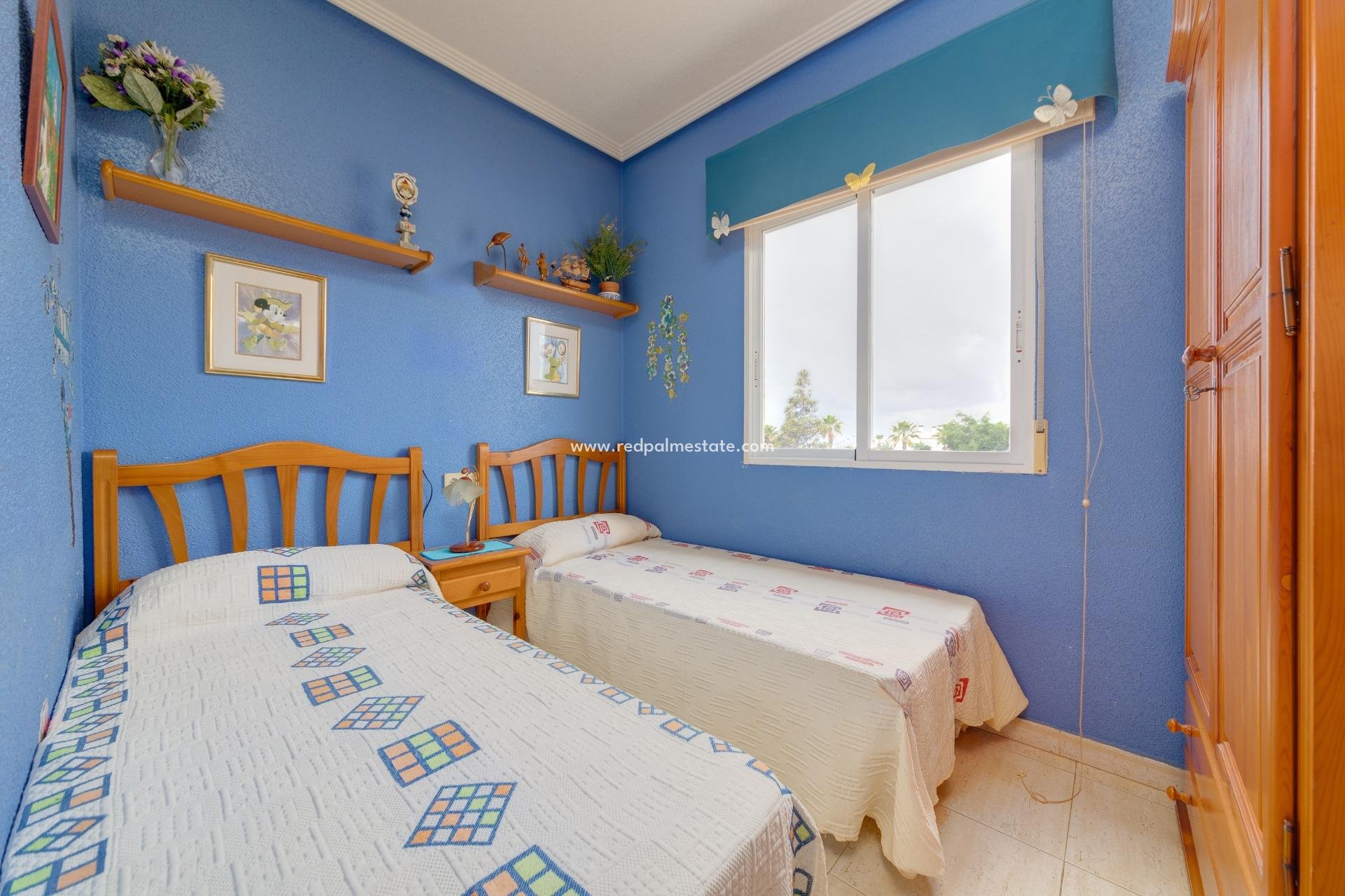 Återförsäljning - Bungalow -
Torrevieja - Aguas Nuevas 2