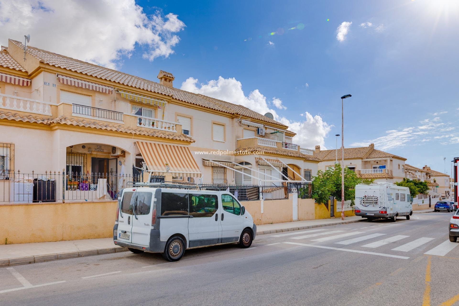 Återförsäljning - Bungalow -
Torrevieja - Aguas Nuevas 2