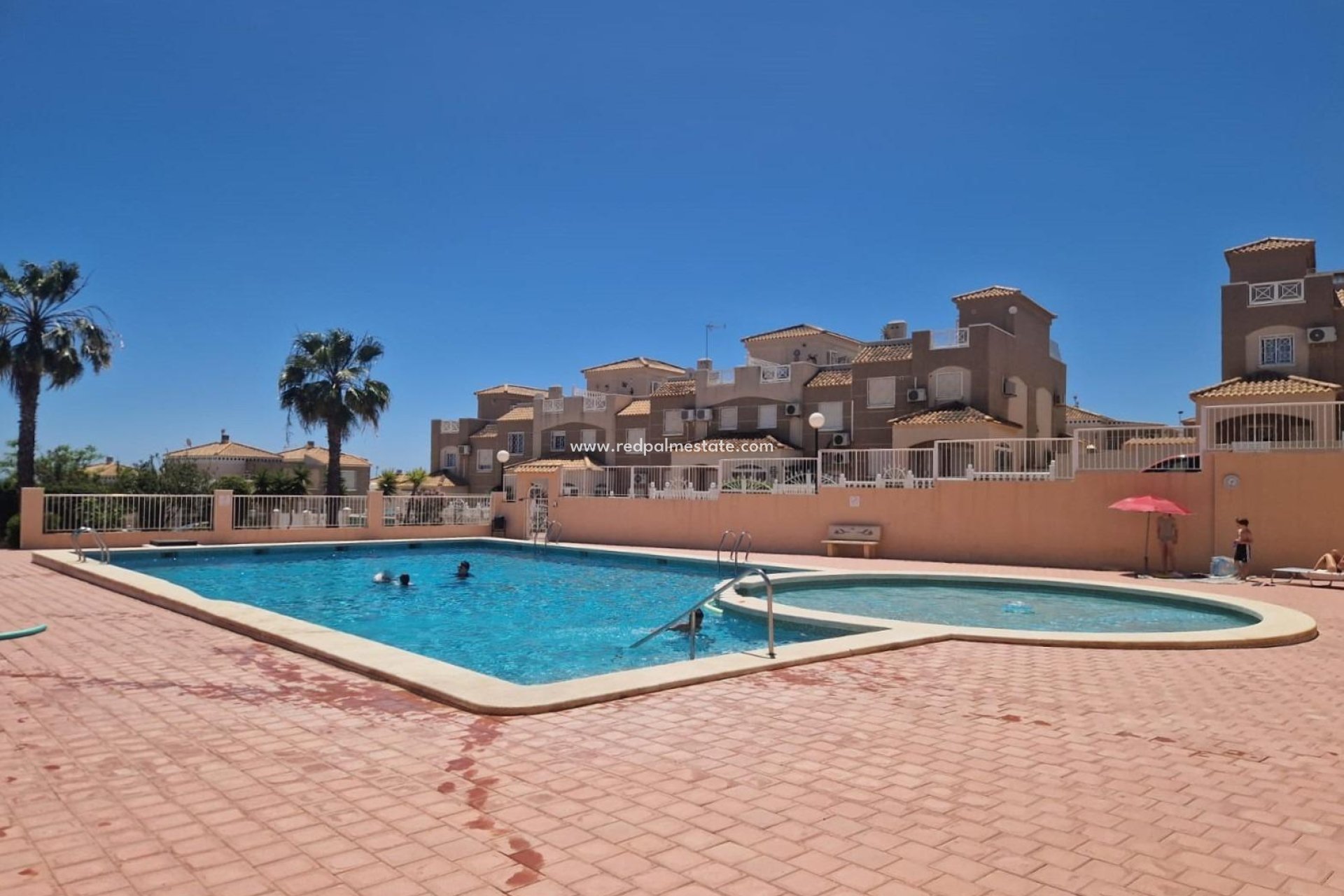 Återförsäljning - Bungalow -
Torrevieja - Aguas Nuevas