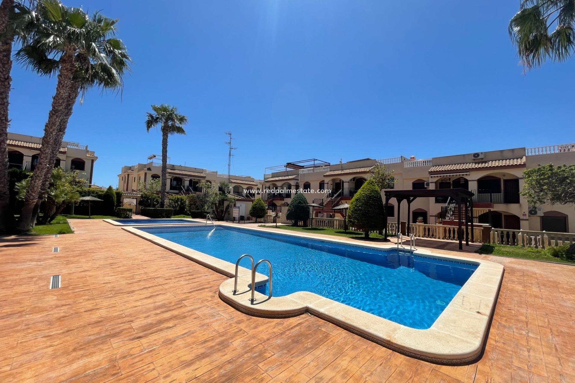 Återförsäljning - Bungalow -
Torrevieja - Aguas Nuevas