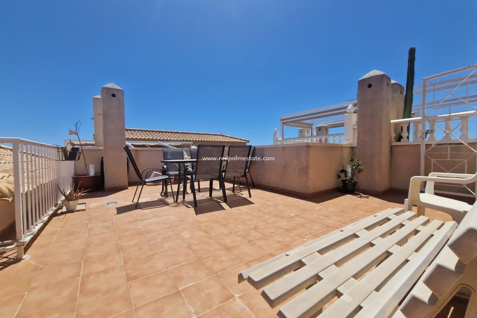 Återförsäljning - Bungalow -
Torrevieja - Aguas Nuevas