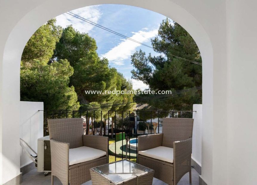 Återförsäljning - Bungalow -
Torrevieja - Costa Blanca