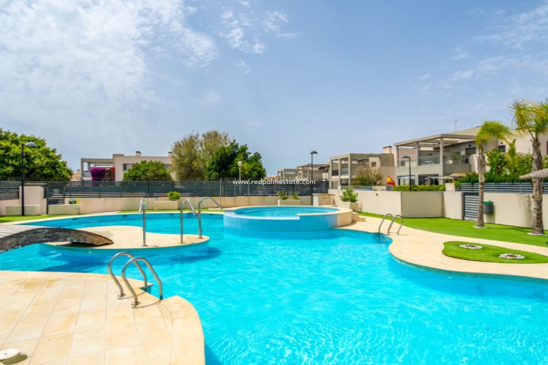 Återförsäljning - Bungalow -
Torrevieja - Costa Blanca