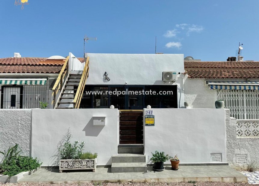 Återförsäljning - Bungalow -
Torrevieja - Costa Blanca