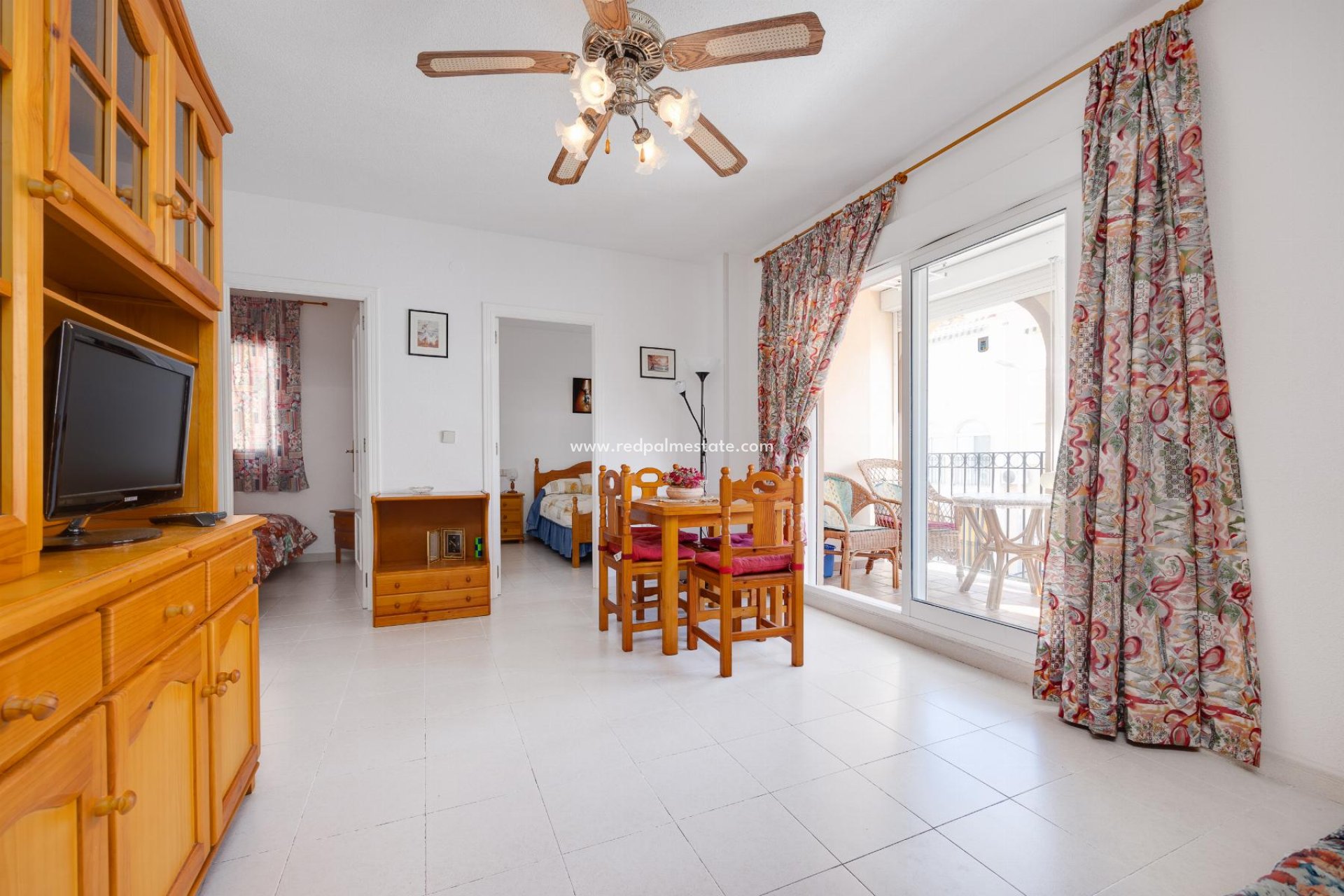 Återförsäljning - Bungalow -
Torrevieja - Costa Blanca