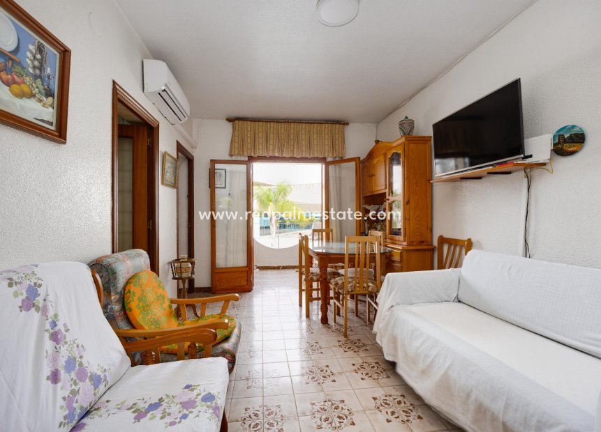 Återförsäljning - Bungalow -
Torrevieja - El Acequión - Los Náufragos
