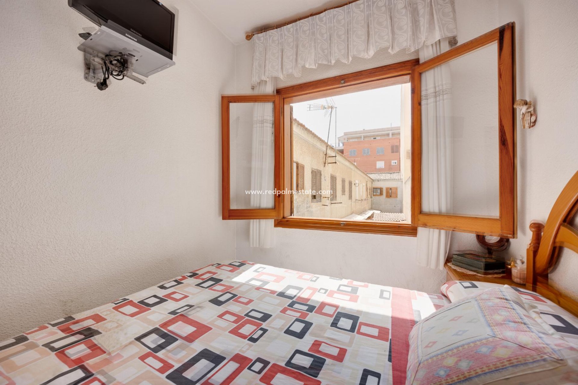 Återförsäljning - Bungalow -
Torrevieja - El Acequión - Los Náufragos