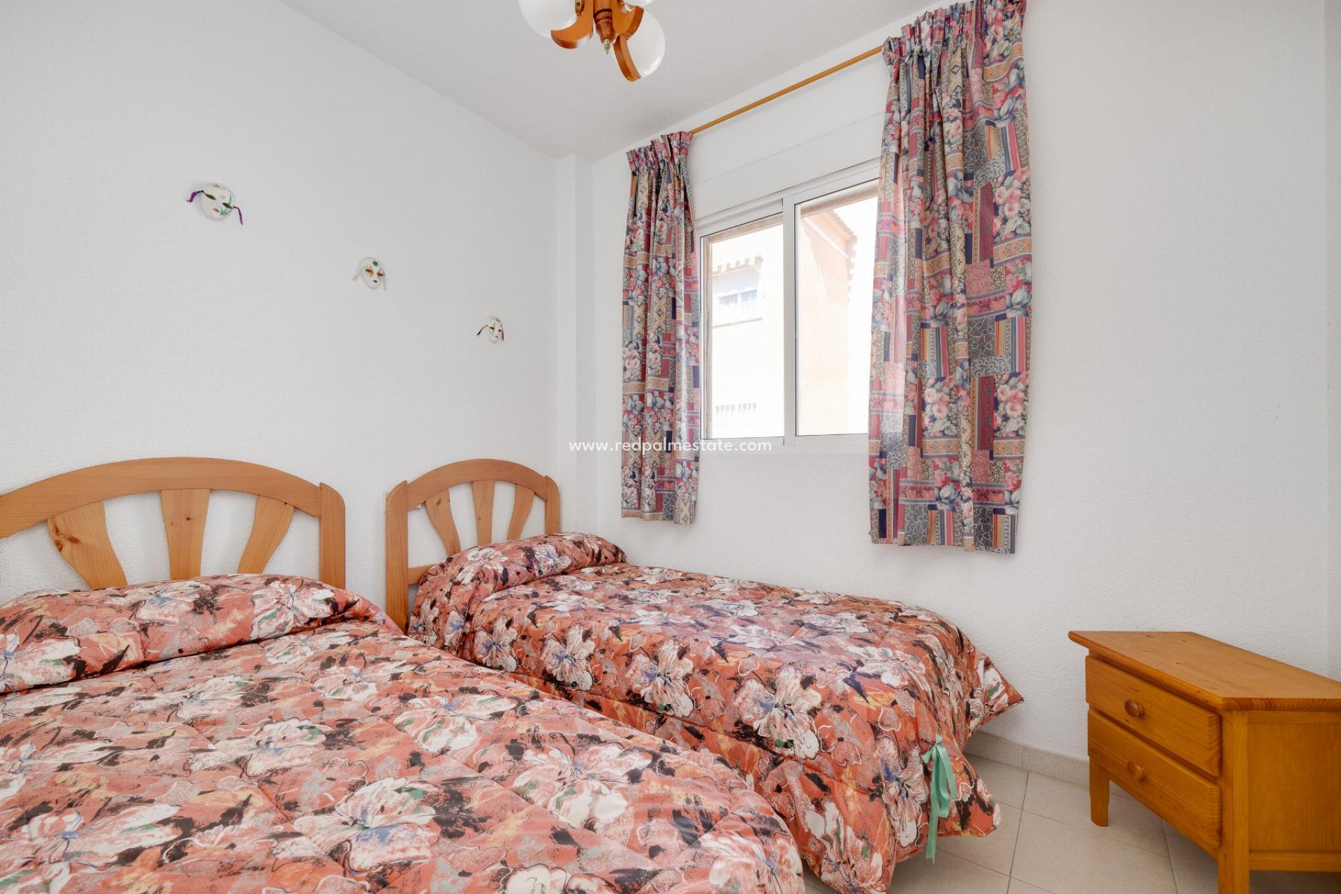 Återförsäljning - Bungalow -
Torrevieja - El Acequión - Los Náufragos