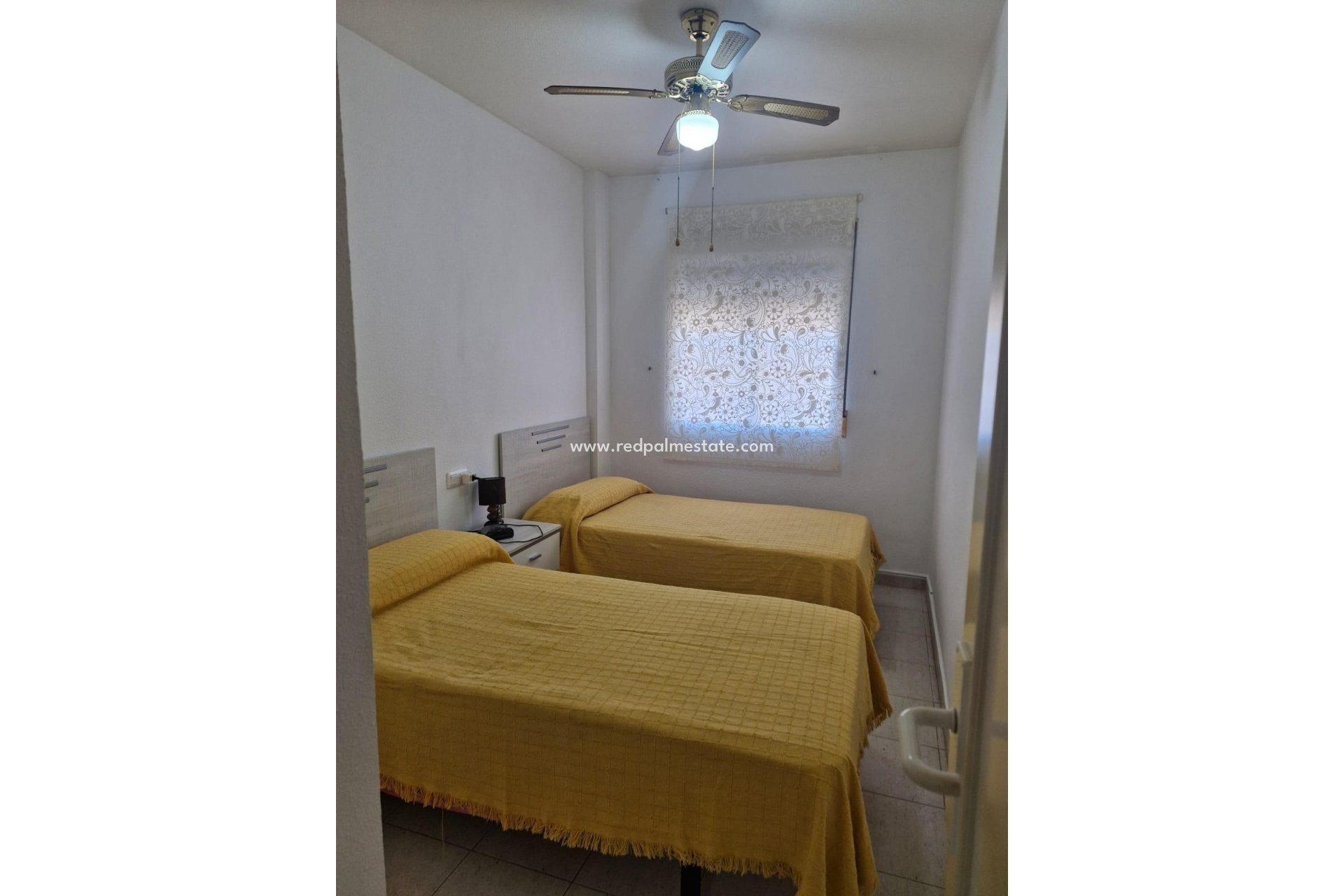 Återförsäljning - Bungalow -
Torrevieja - El Acequión - Los Náufragos