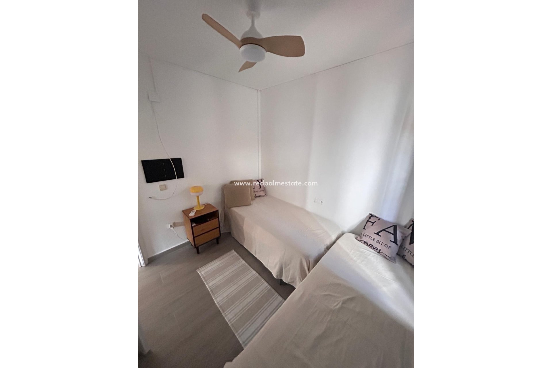 Återförsäljning - Bungalow -
Torrevieja - La Mata