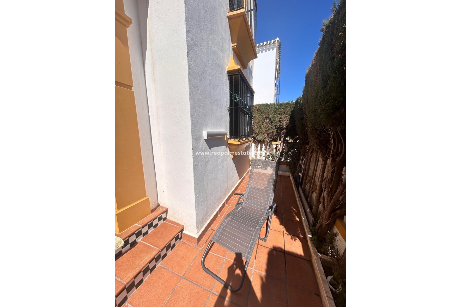 Återförsäljning - Bungalow -
Torrevieja - La Mata