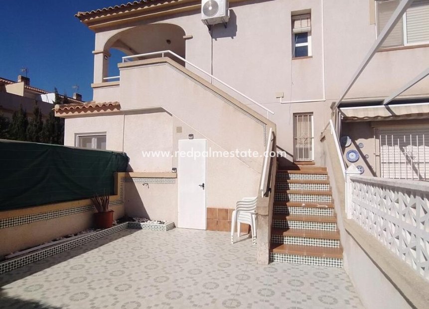 Återförsäljning - Bungalow -
Torrevieja - La Mata