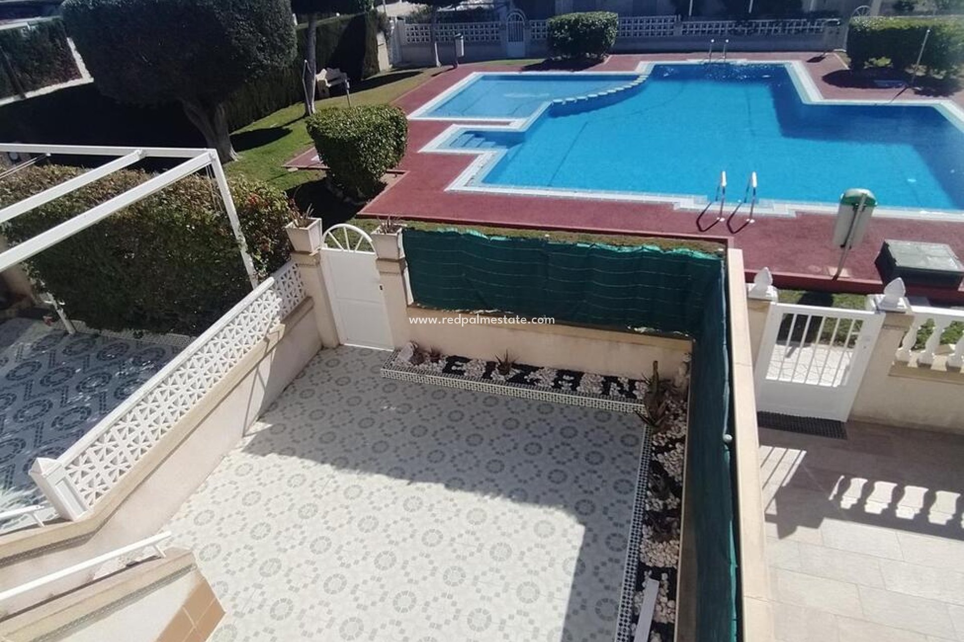 Återförsäljning - Bungalow -
Torrevieja - La Mata