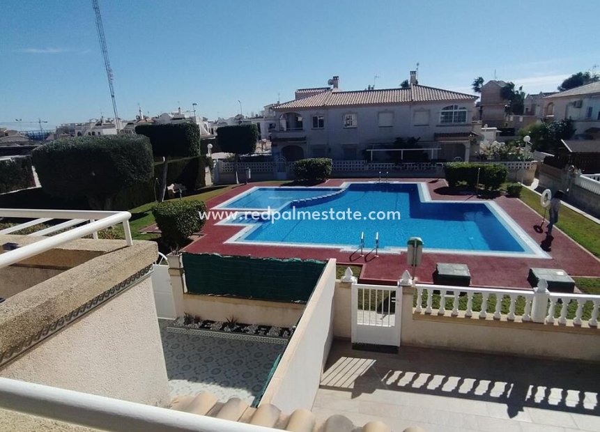 Återförsäljning - Bungalow -
Torrevieja - La Mata